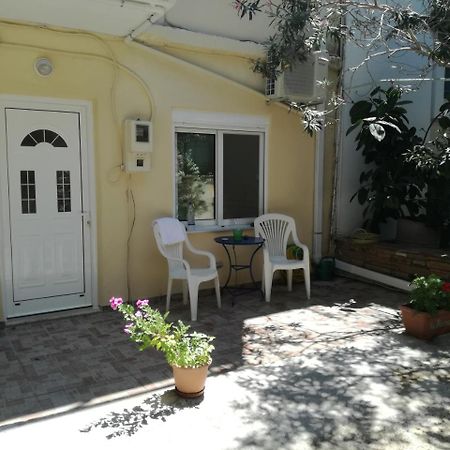 Icthyoessa Apartment Agios Kirykos  Ngoại thất bức ảnh