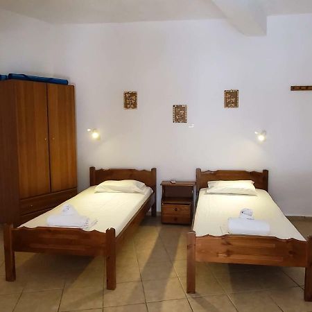Icthyoessa Apartment Agios Kirykos  Ngoại thất bức ảnh