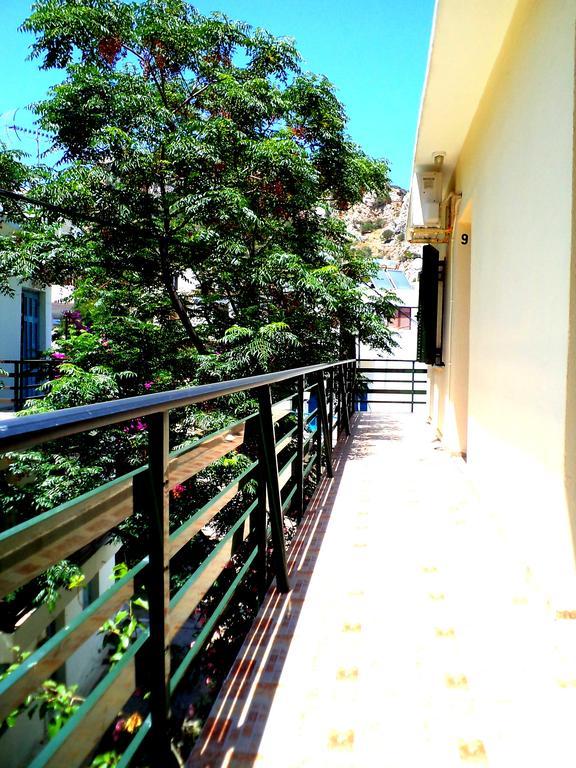 Icthyoessa Apartment Agios Kirykos  Phòng bức ảnh