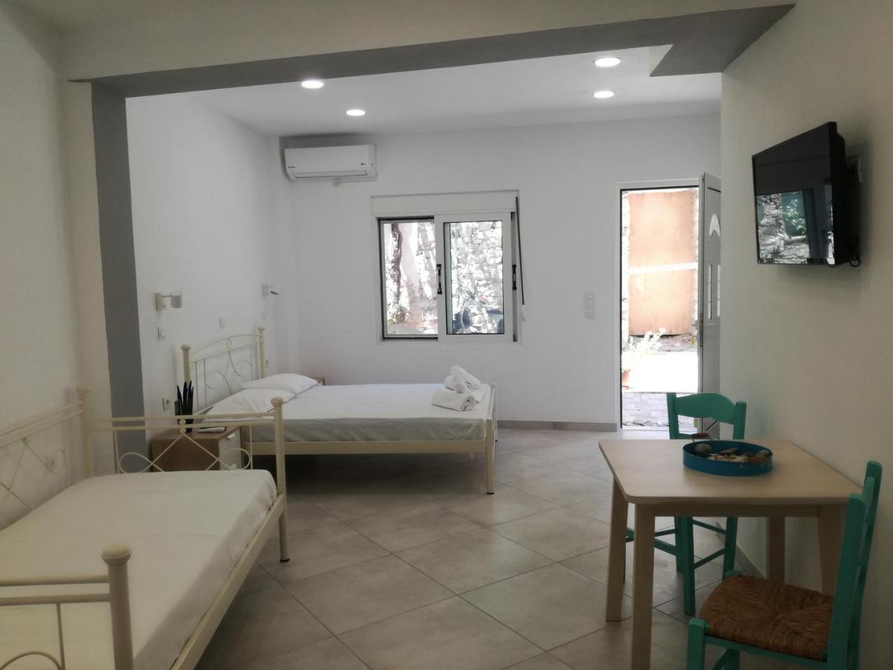 Icthyoessa Apartment Agios Kirykos  Ngoại thất bức ảnh