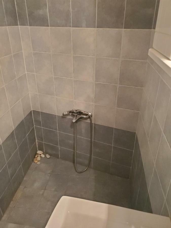 Icthyoessa Apartment Agios Kirykos  Ngoại thất bức ảnh