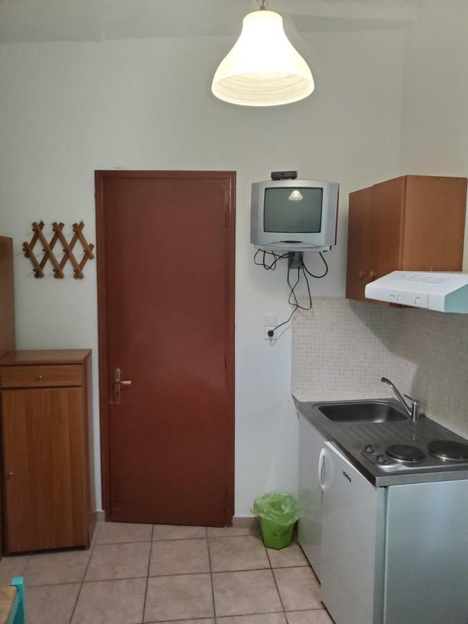 Icthyoessa Apartment Agios Kirykos  Ngoại thất bức ảnh